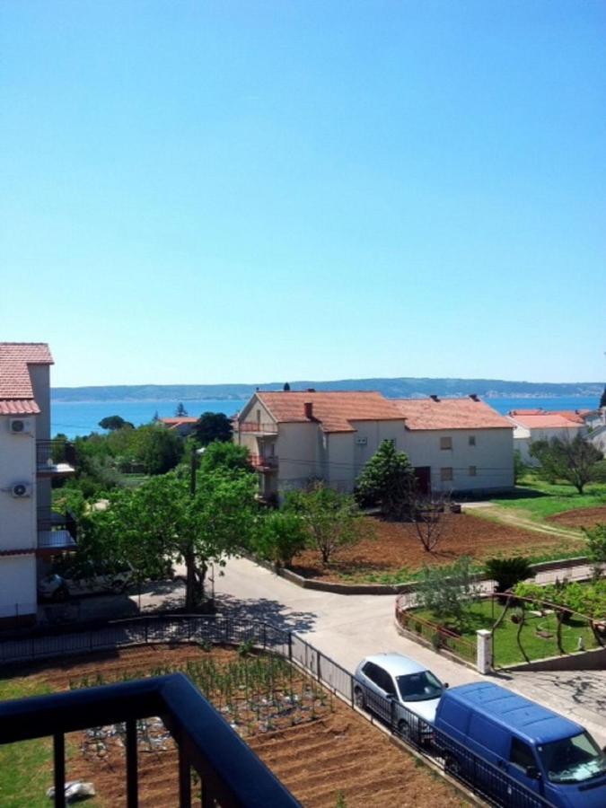 Apartment Maria - Comfortable Kaštela Exterior foto
